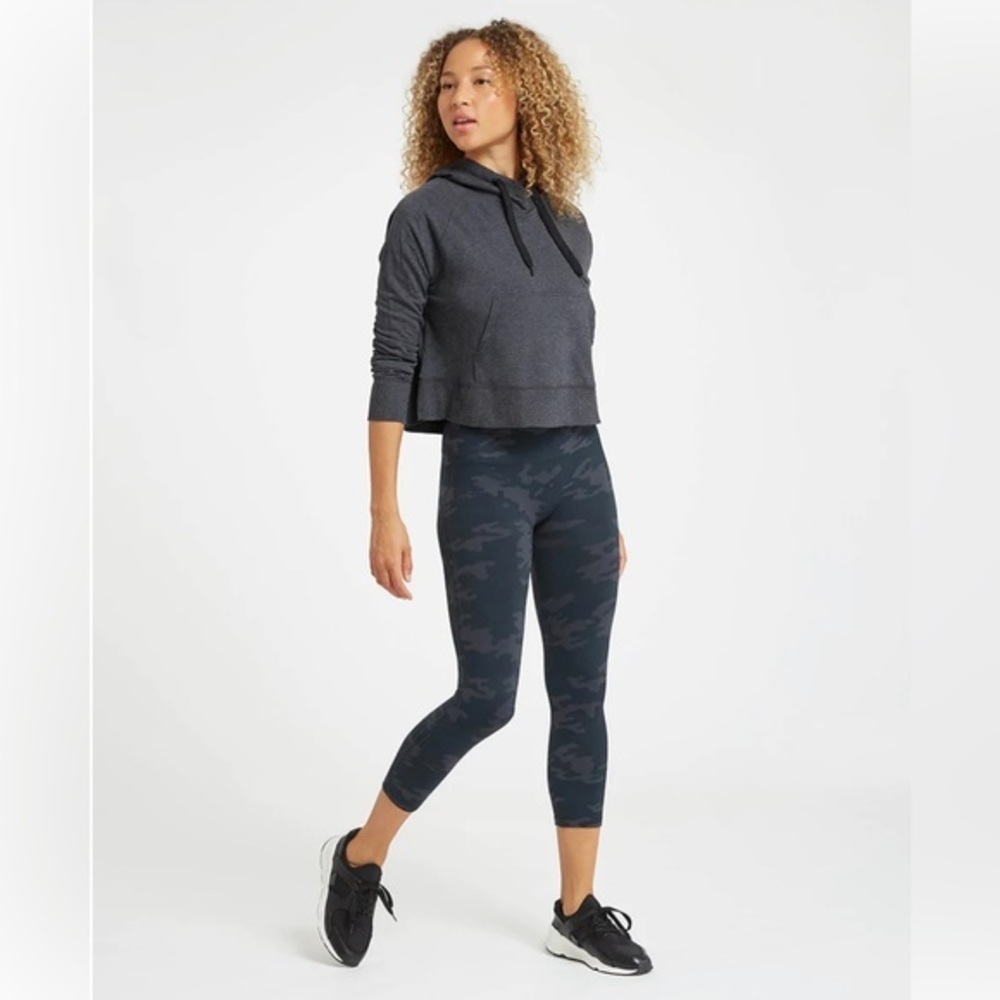 Spanx Look At Me Now Seamless Leggings